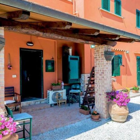 La Locanda Di Andrea Il Pescatore Panzió Borgo Montenero Kültér fotó